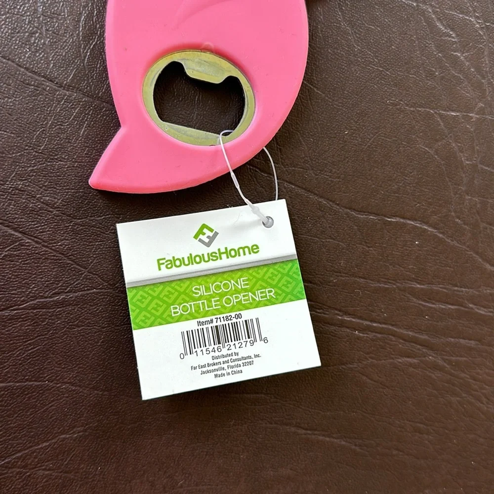 Fabulous Home Flamingo Silicone Bottle Opener 🦩